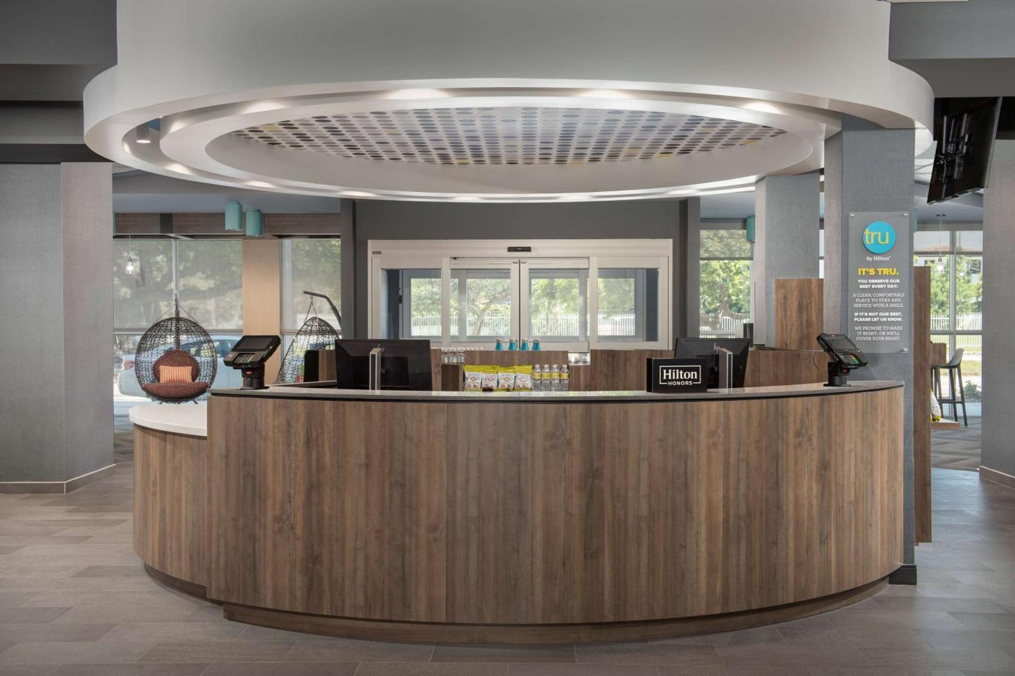 מלון Tru By Hilton Miami West Brickell מראה חיצוני תמונה
